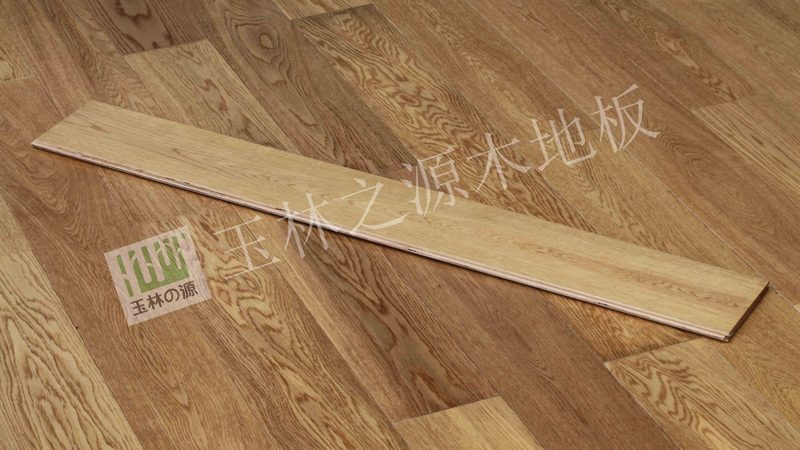 锁扣地板如何选？揭秘家用锁扣地板品牌优势**